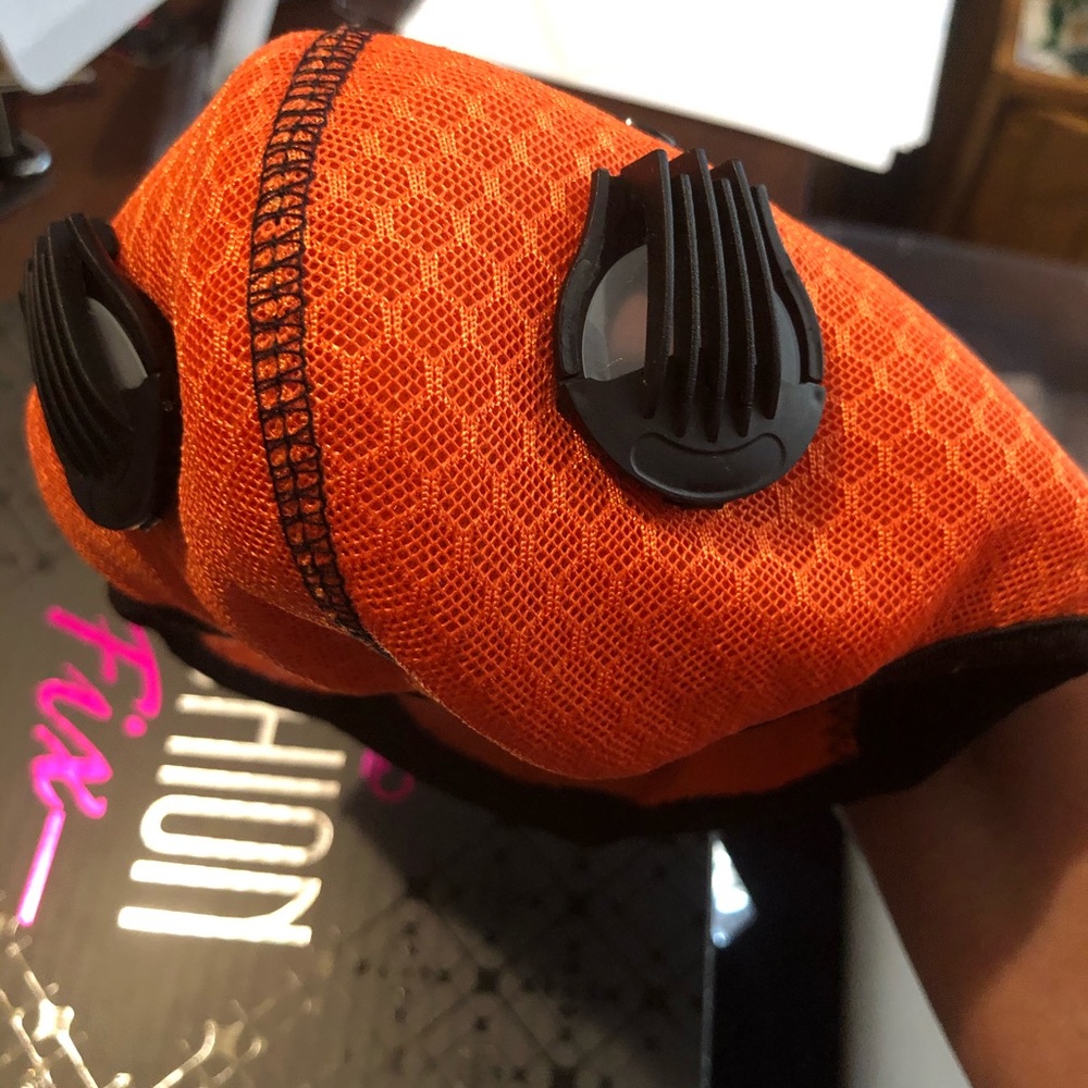 Face Mask - Picture 5 of 6